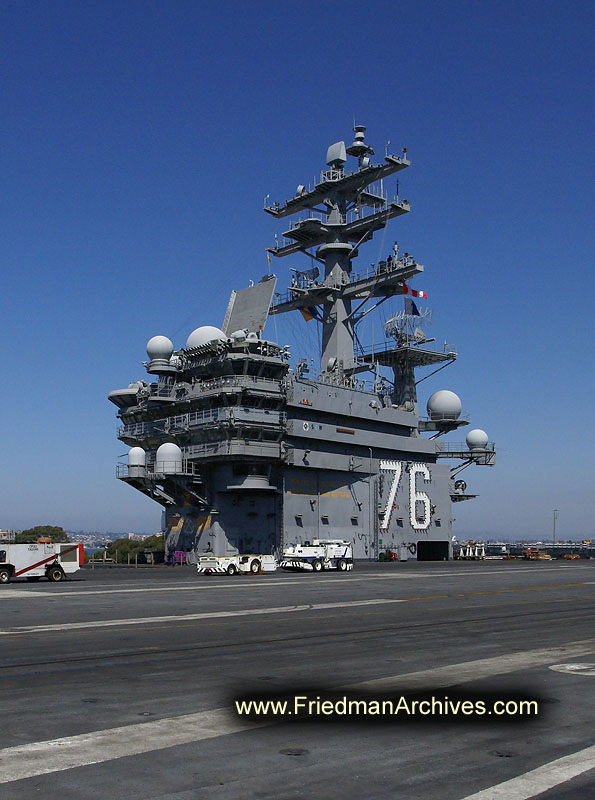 Aircraft Carrier / Bridge and Control Tower